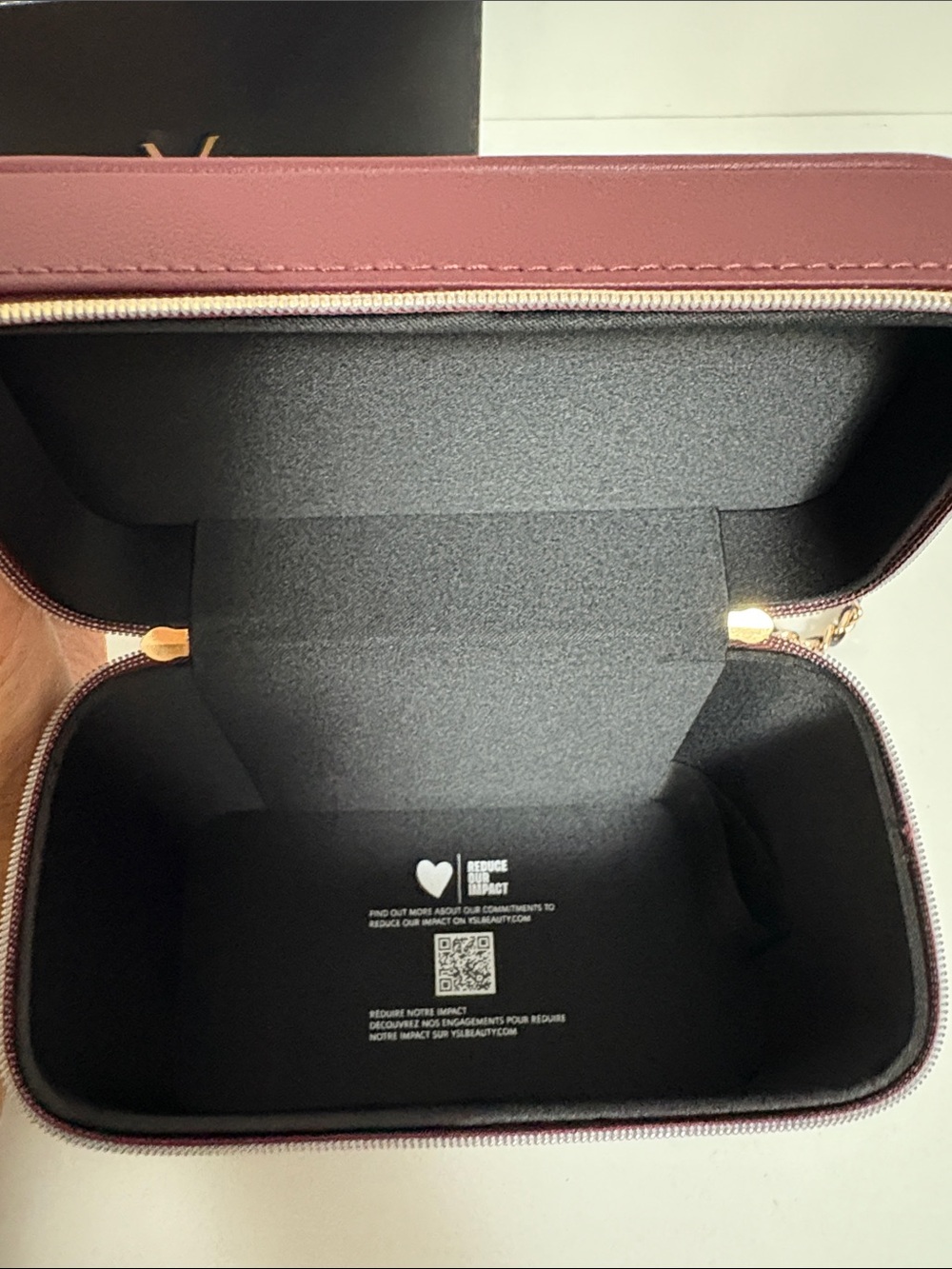 NIB Ysl beauty vanity pouch in to crossbody bag - Picture 9 of 13
